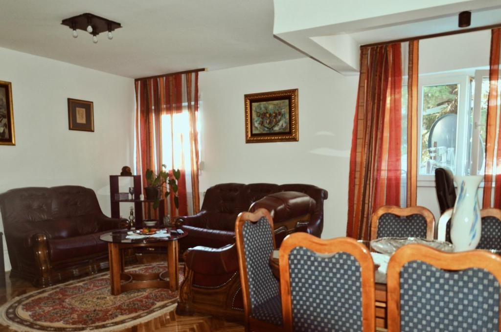 Апартаменты Stan za izdavanje Željezara Цетине-16